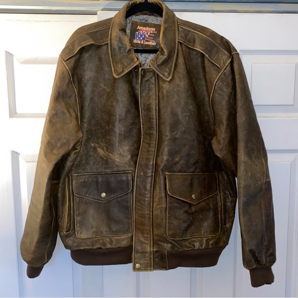 Other - Vintage brown leather bomber jacket